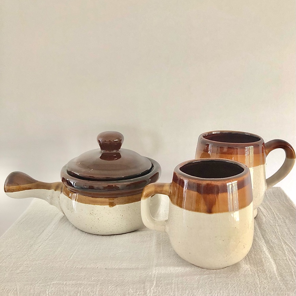 PORCELAIN SET WITH RING ANTIQUE FINISH